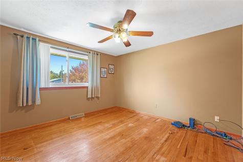 6553 Arden Avenue Brook Park OH 44142