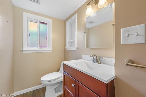 6553 Arden Avenue Brook Park OH 44142