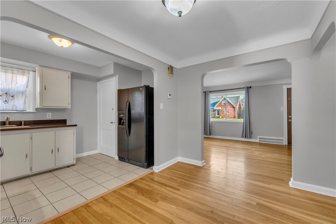 14721 Harley Avenue Cleveland OH 44111