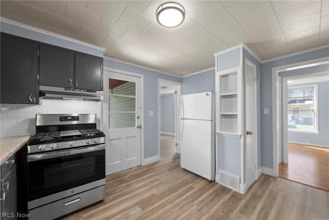 1738 Erie Street S Massillon OH 44646