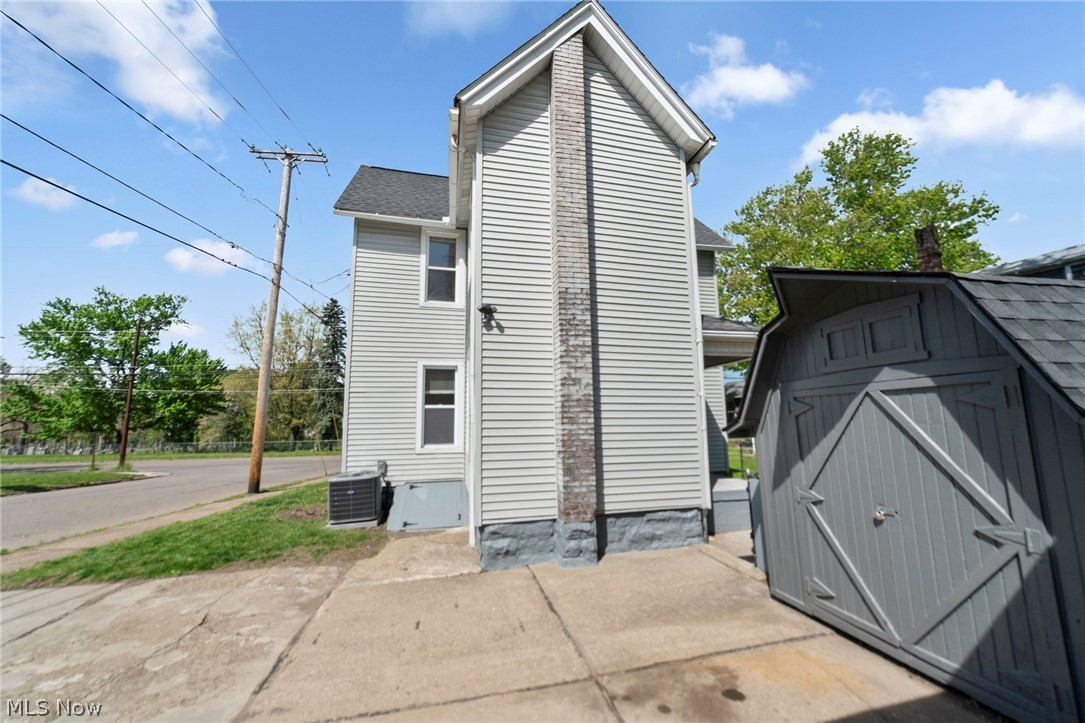 1738 Erie Street S Massillon OH 44646