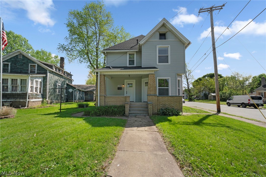 1738 Erie Street S Massillon OH 44646