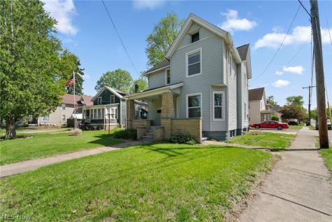 1738 Erie Street S Massillon OH 44646