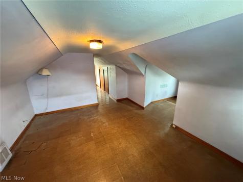5931 Traymore Avenue Brooklyn OH 44144