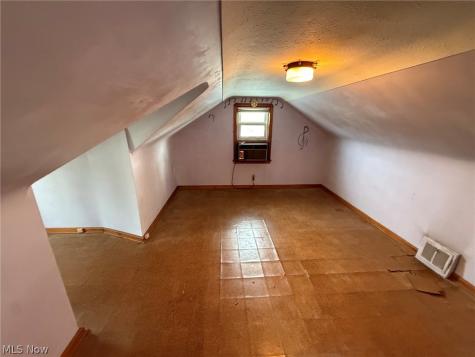5931 Traymore Avenue Brooklyn OH 44144