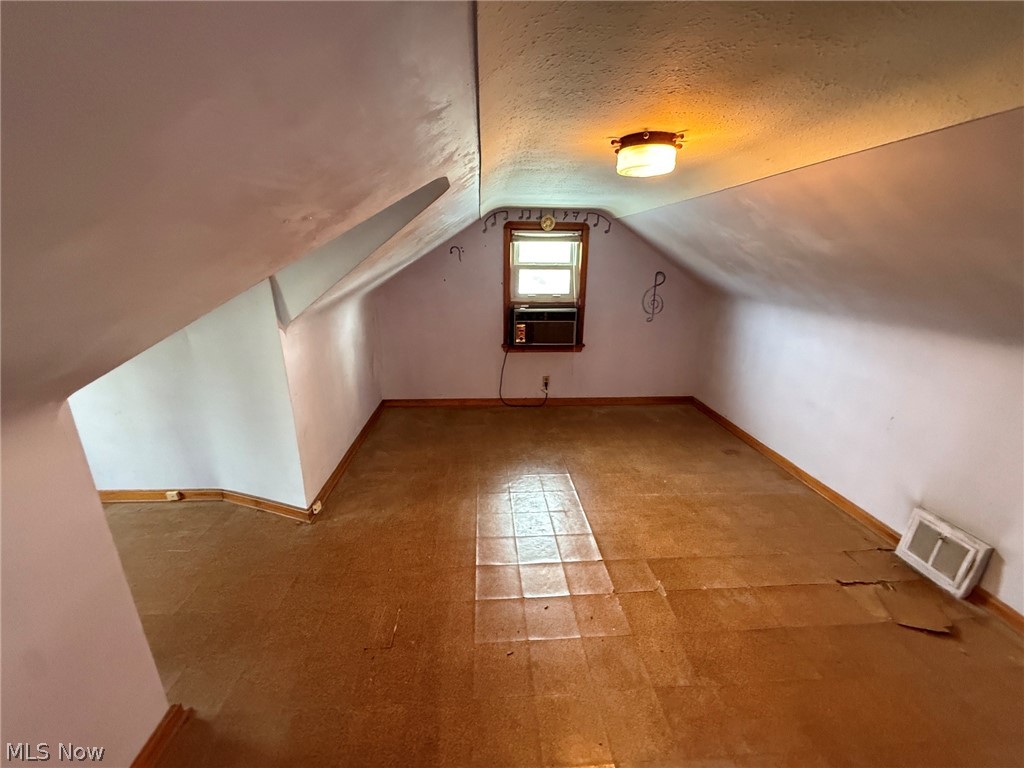 5931 Traymore Avenue Brooklyn OH 44144