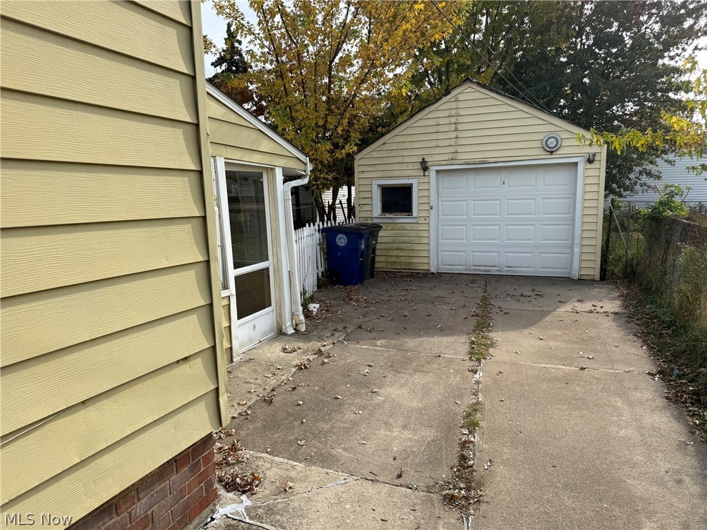 5931 Traymore Avenue Brooklyn OH 44144