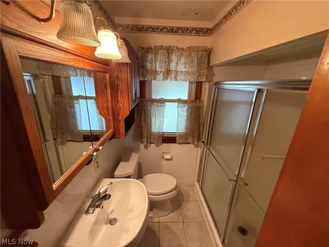 5931 Traymore Avenue Brooklyn OH 44144
