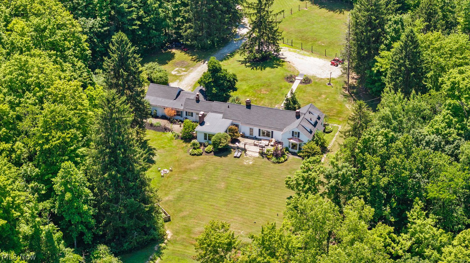 11865 Africa Acres Drive Chesterland OH 44026