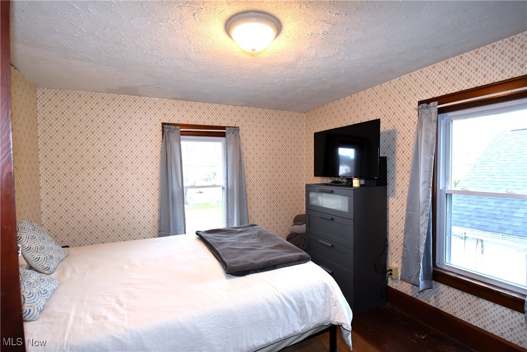 21 Katherine Street Struthers OH 44471