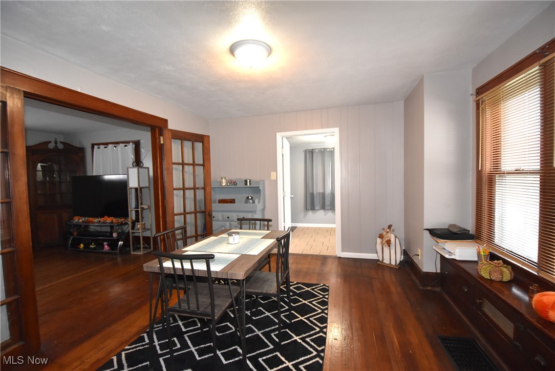 21 Katherine Street Struthers OH 44471