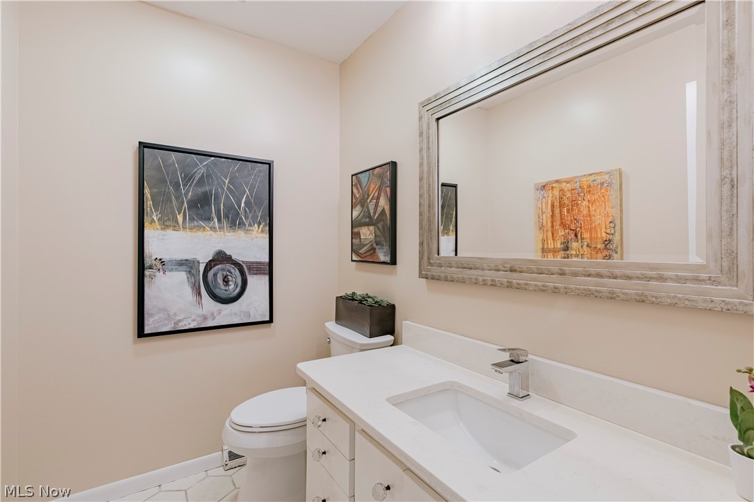 8 Louis Drive Pepper Pike OH 44124