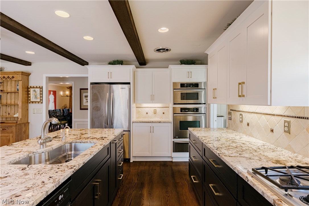 8 Louis Drive Pepper Pike OH 44124