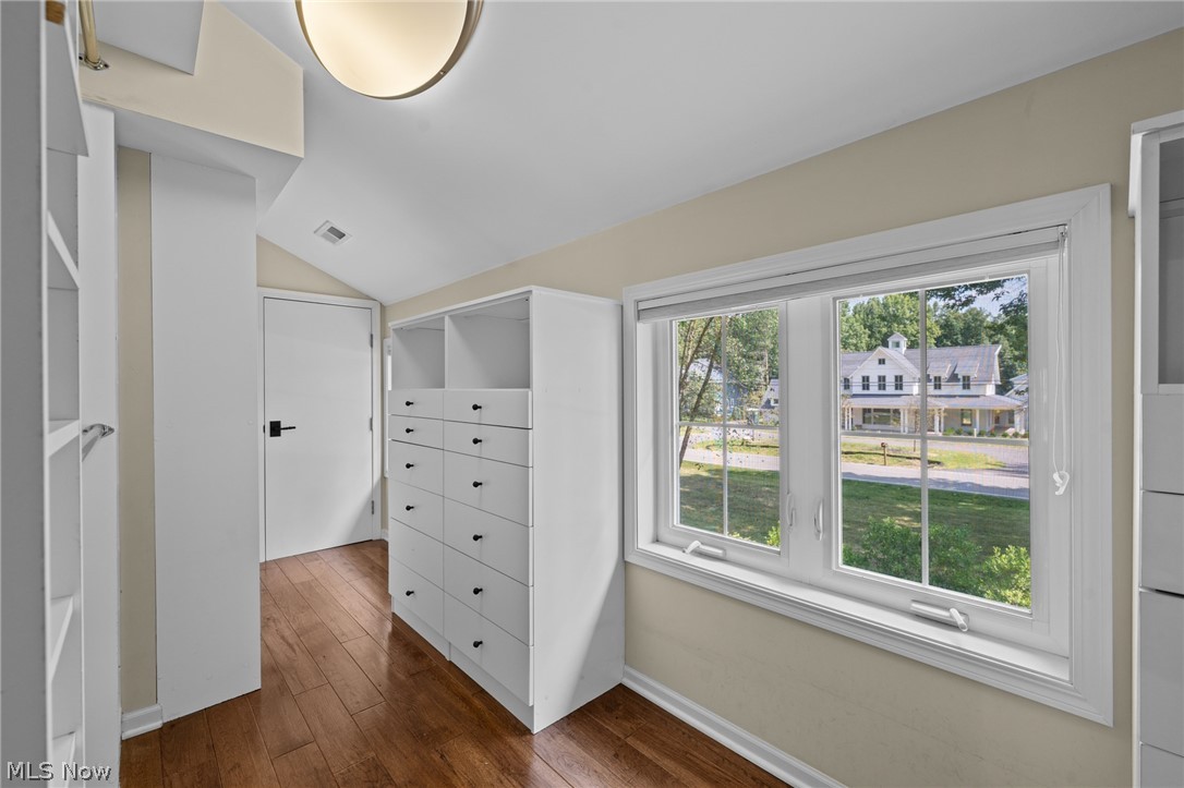 33526 N Deer Creek Lane Pepper Pike OH 44124