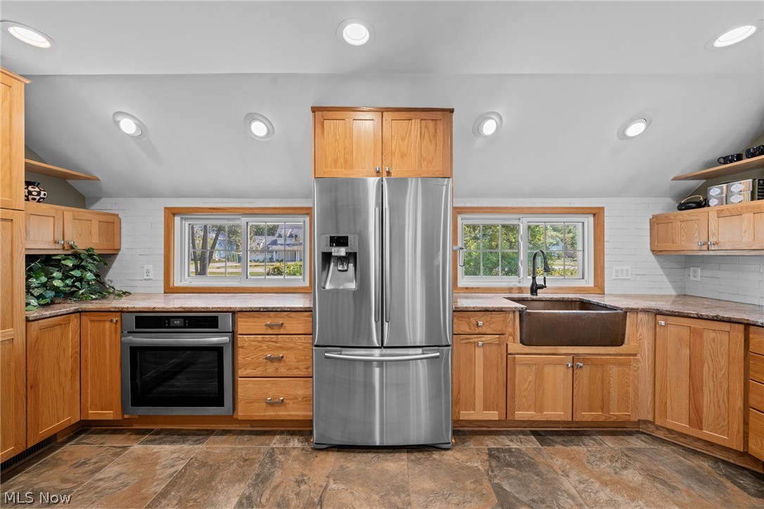 33526 N Deer Creek Lane Pepper Pike OH 44124