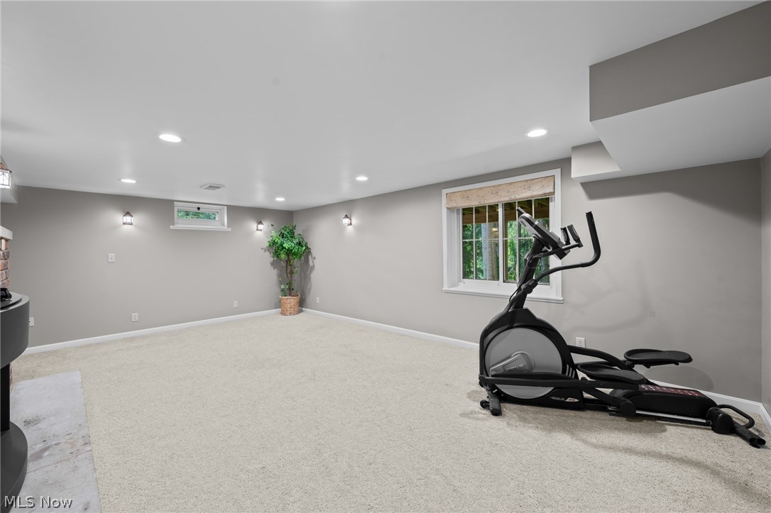 33526 N Deer Creek Lane Pepper Pike OH 44124