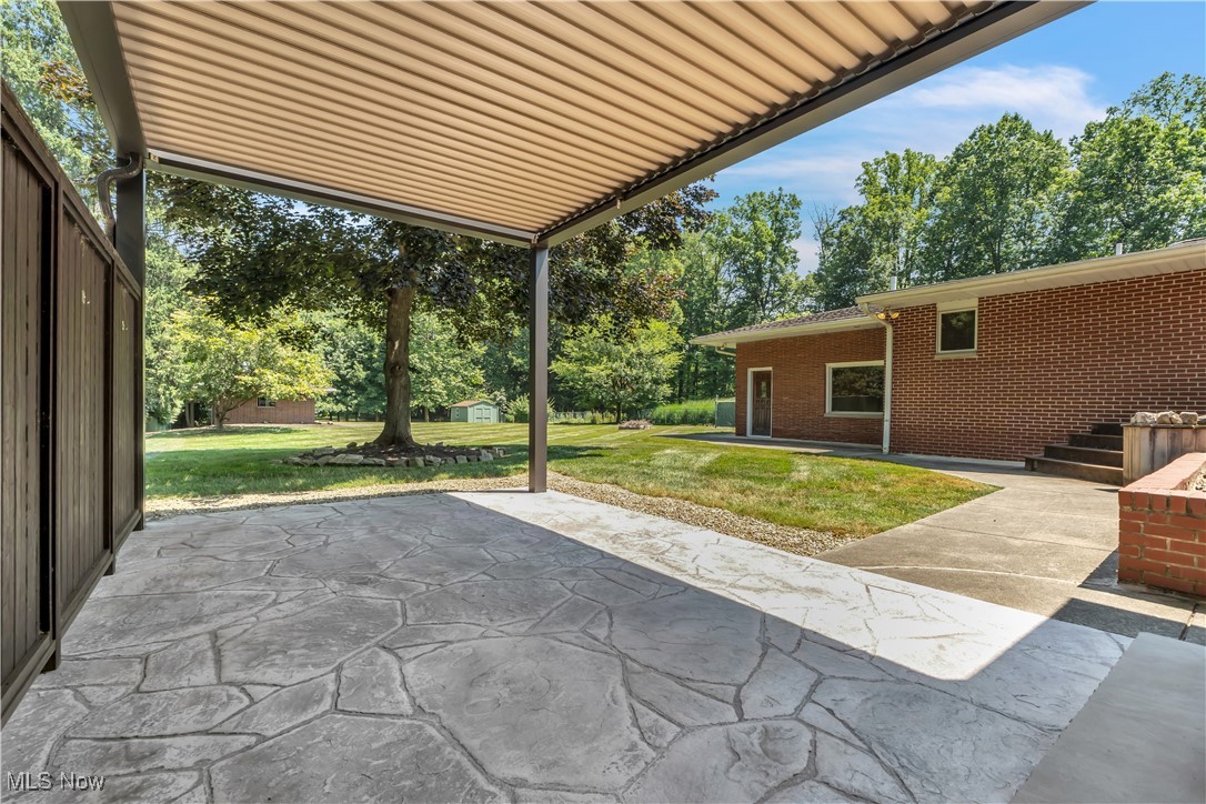 8001 Robin Lane Brecksville OH 44141