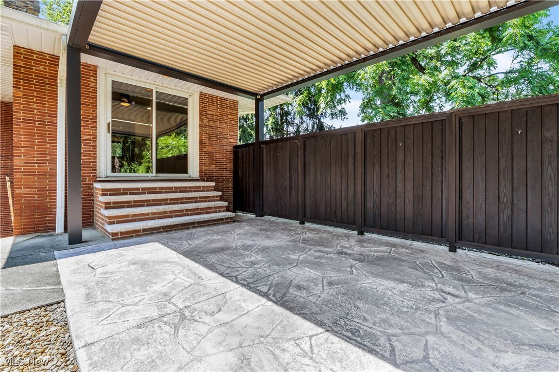 8001 Robin Lane Brecksville OH 44141