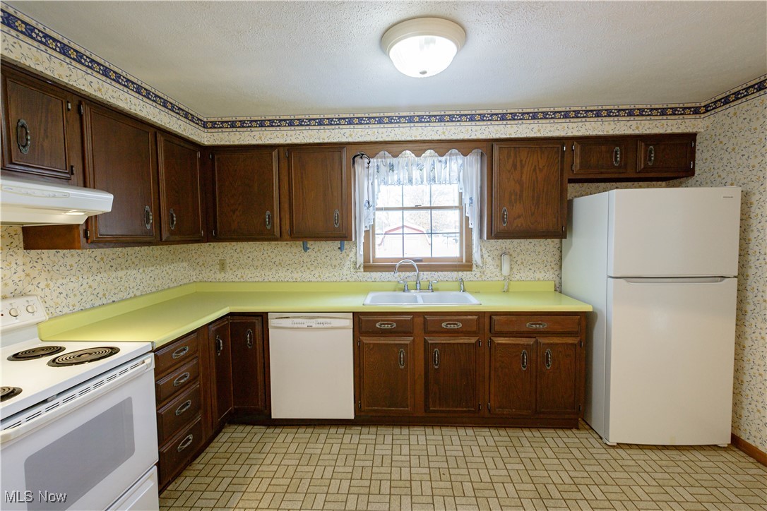 425 Providence Avenue SE New Philadelphia OH 44663