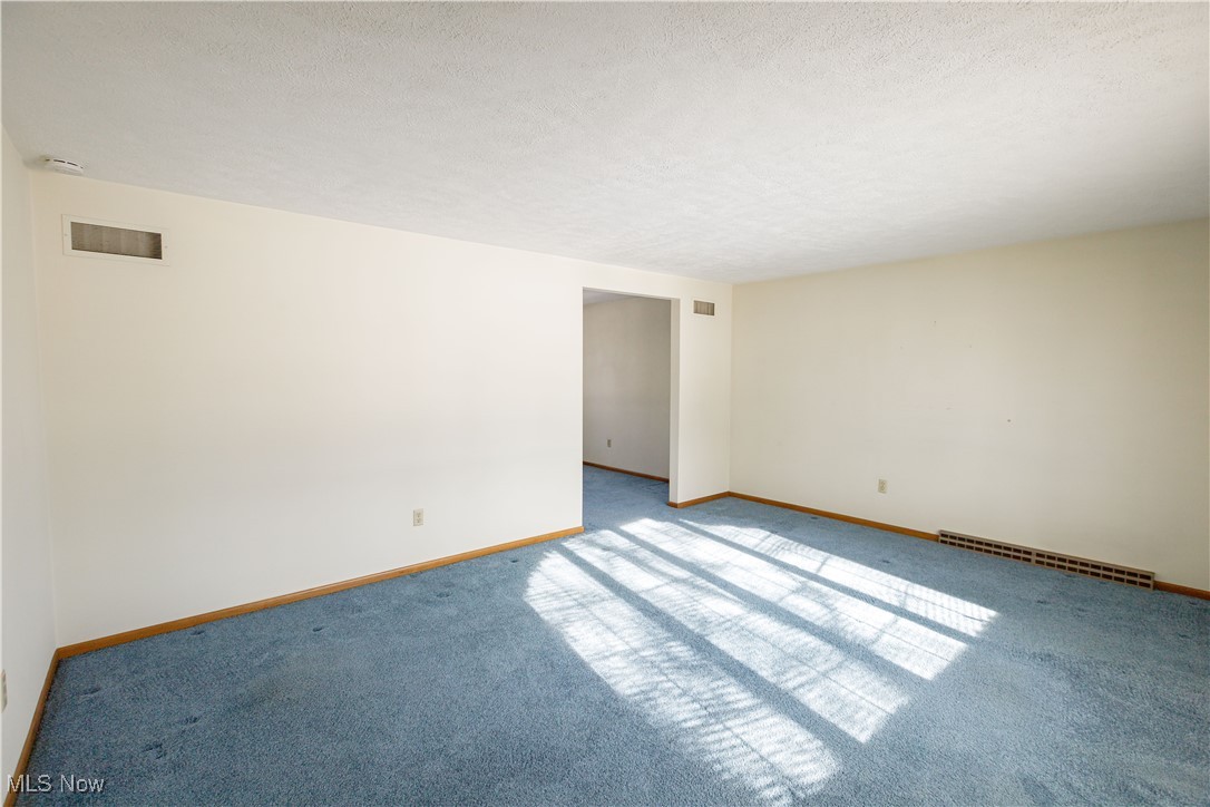 425 Providence Avenue SE New Philadelphia OH 44663