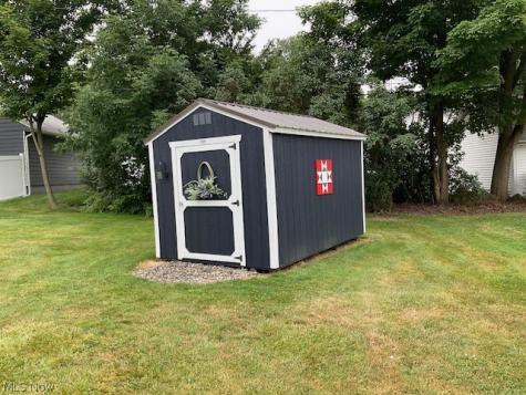 679 W Florida Avenue Sebring OH 44672