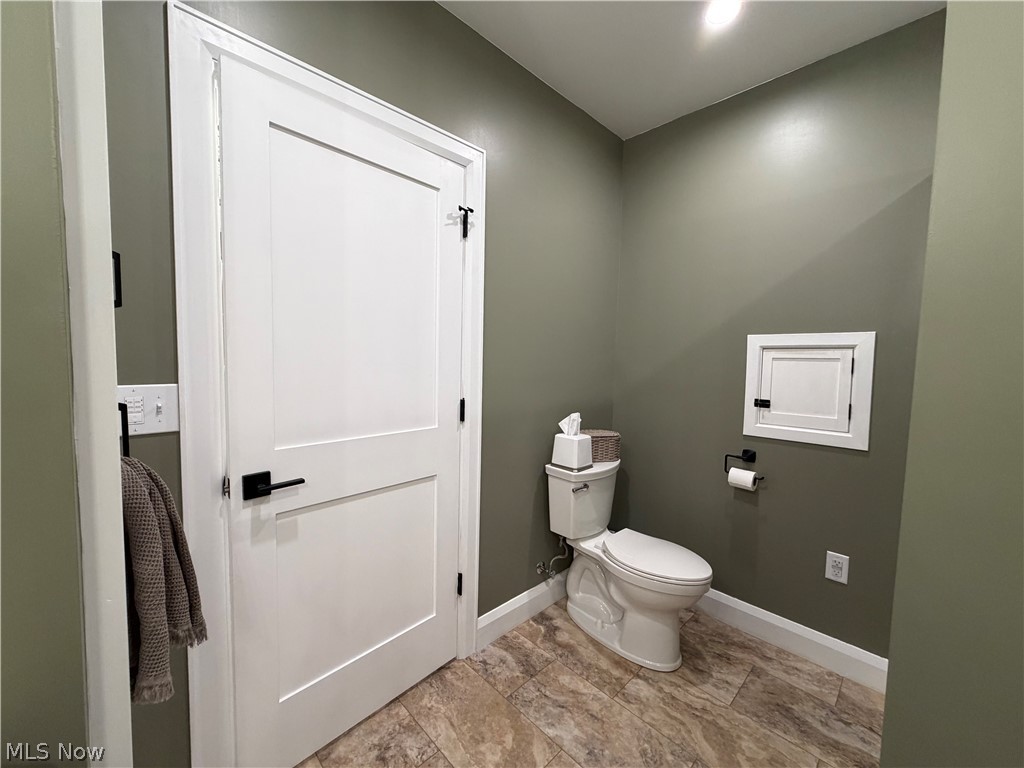 13350 South Avenue Columbiana OH 44408