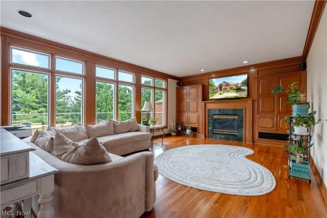 2389 Amberwood Circle NE Massillon OH 44646