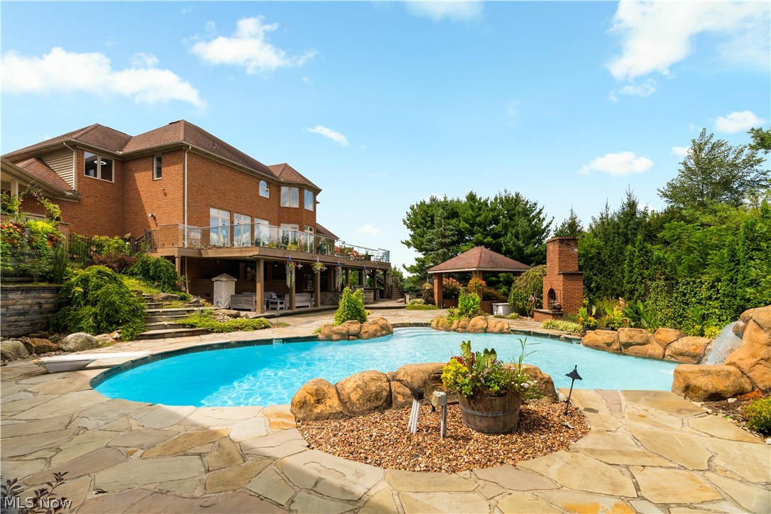 2389 Amberwood Circle NE Massillon OH 44646