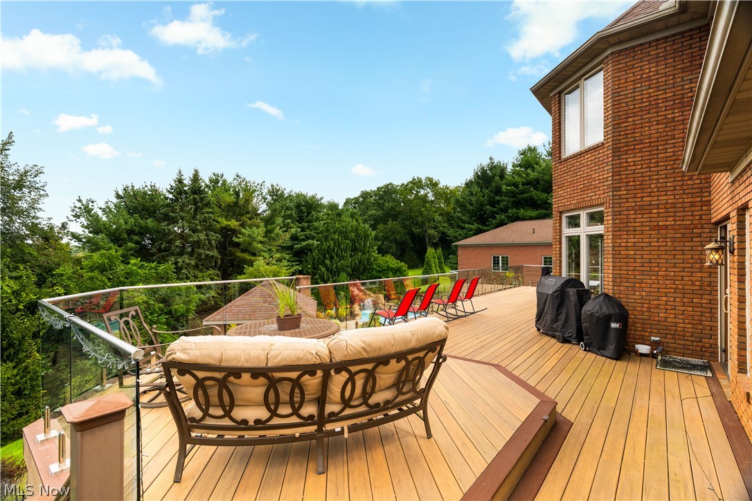 2389 Amberwood Circle NE Massillon OH 44646