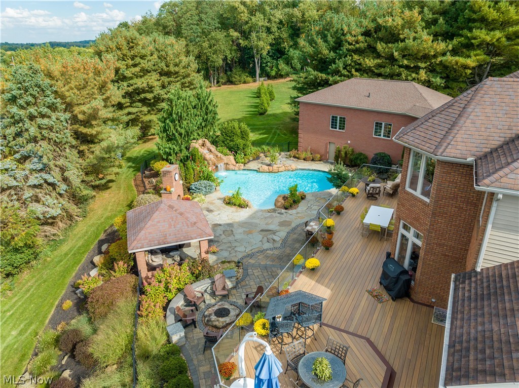2389 Amberwood Circle NE Massillon OH 44646