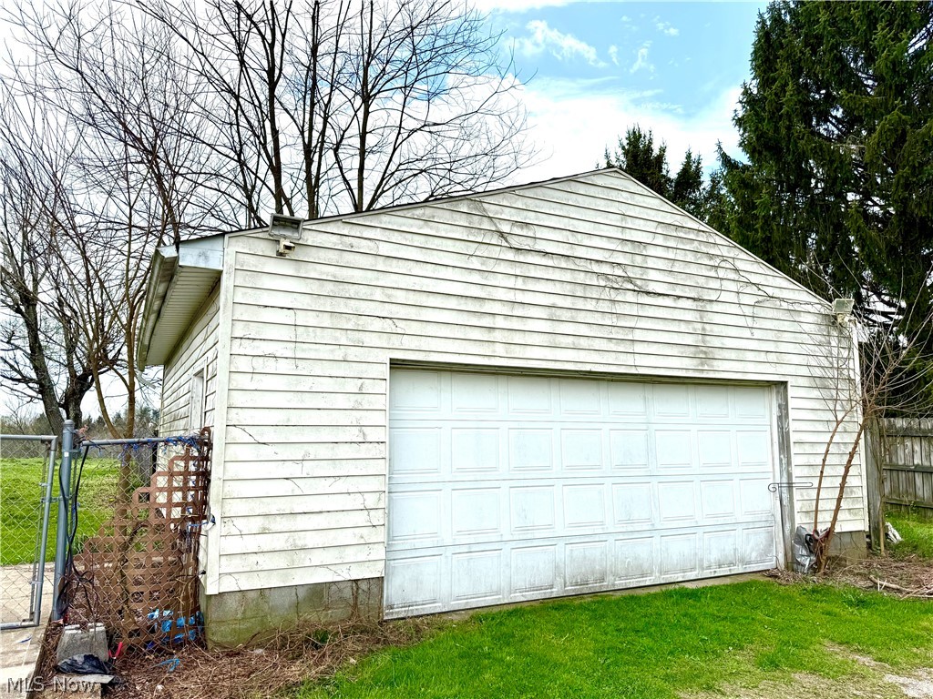 39 Township Road 677 Steubenville OH 43952