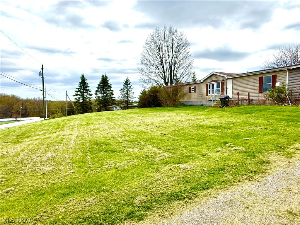 39 Township Road 677 Steubenville OH 43952