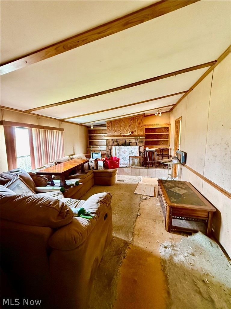 39 Township Road 677 Steubenville OH 43952