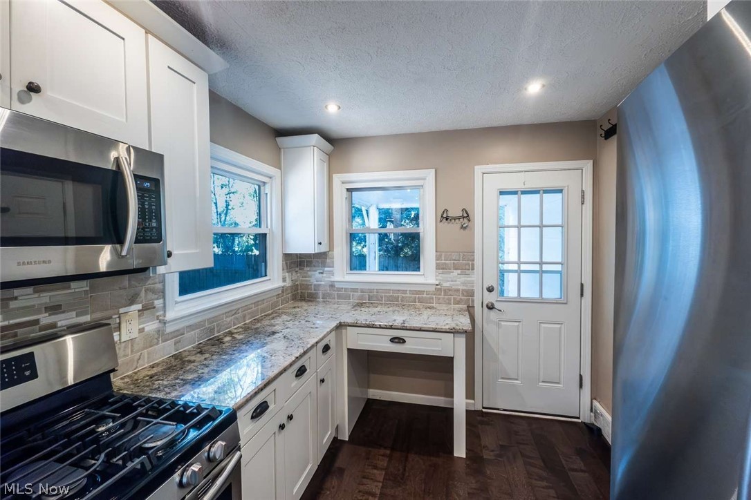 36985 Orchard Street Avon OH 44011