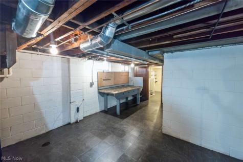 36985 Orchard Street Avon OH 44011
