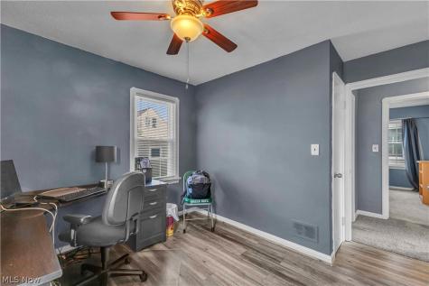 5597 W 54th Street Parma OH 44129