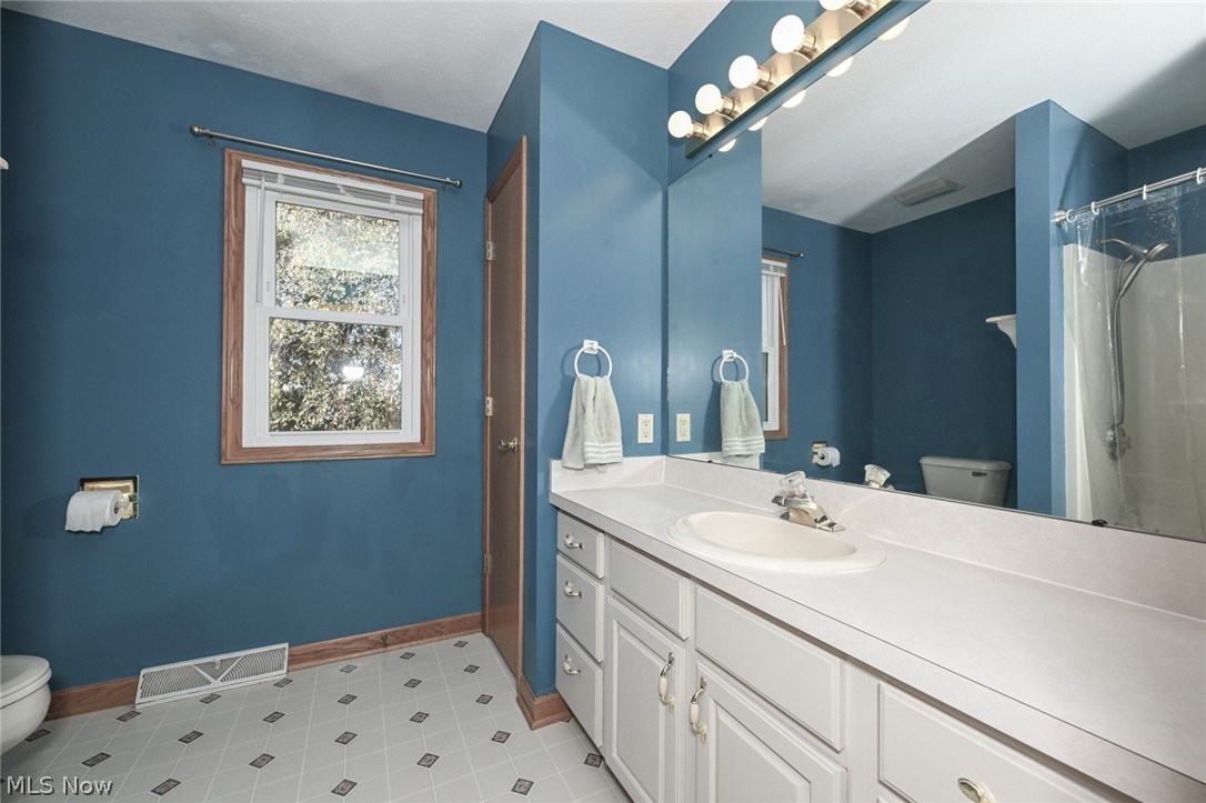 1100 Partridge Drive Wadsworth OH 44281