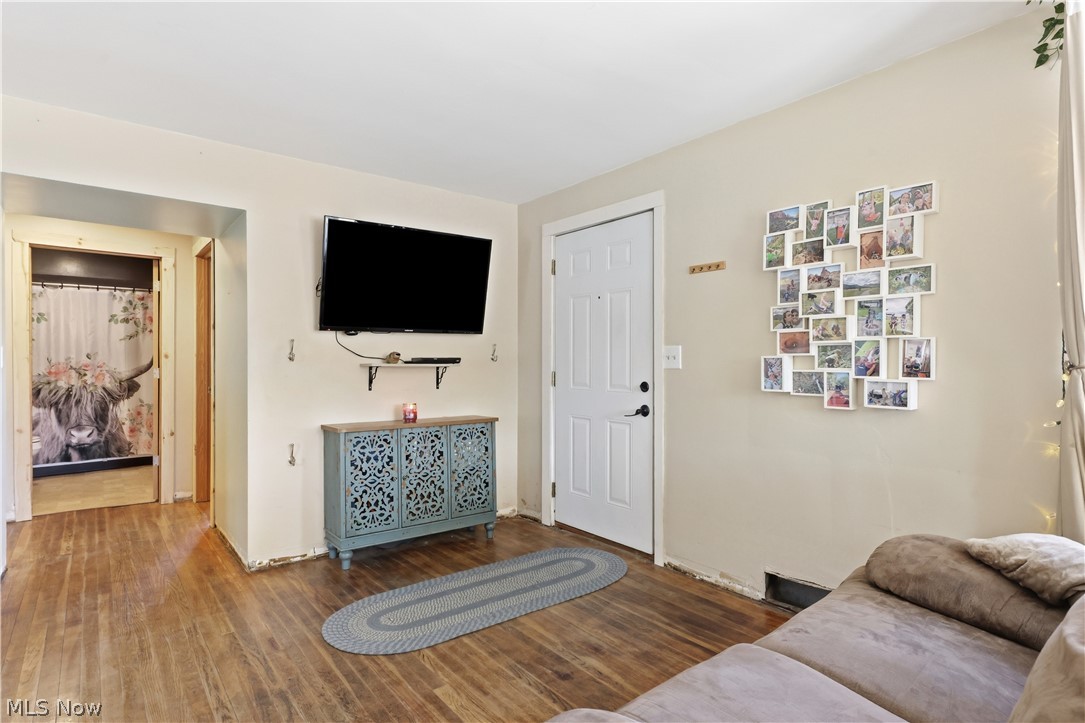 5328 Akron Cleveland Road Peninsula OH 44264