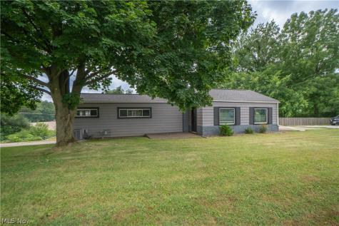1621 Hankins Road NE Massillon OH 44646