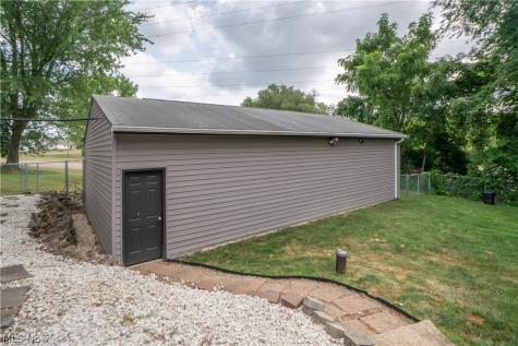 1621 Hankins Road NE Massillon OH 44646