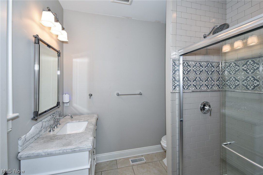 22286 Lake Road Rocky River OH 44116