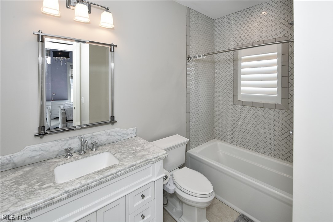22286 Lake Road Rocky River OH 44116