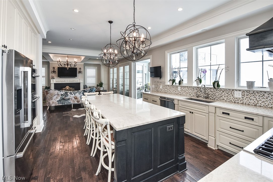22286 Lake Road Rocky River OH 44116