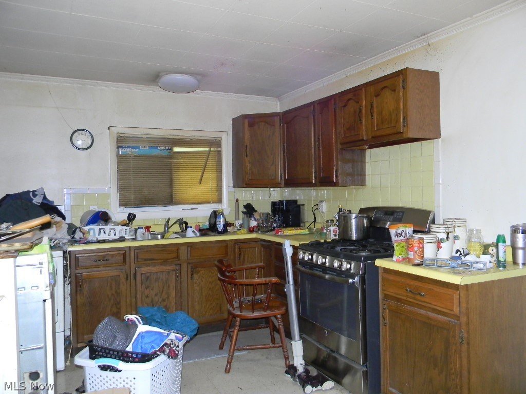 3086 Greenfield Street NW Warren OH 44485