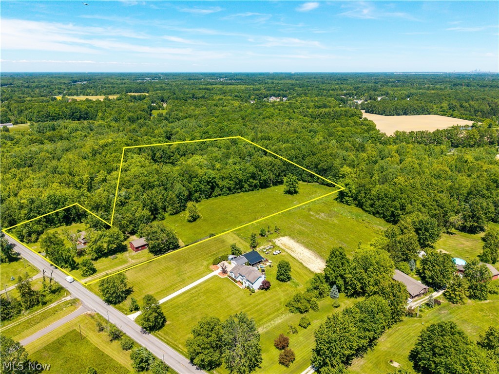 12553 Root Road Columbia Station OH 44028