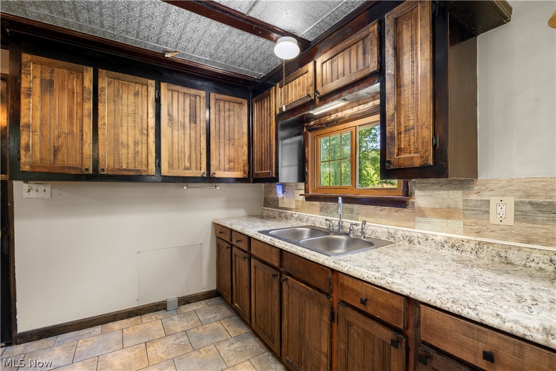 12553 Root Road Columbia Station OH 44028
