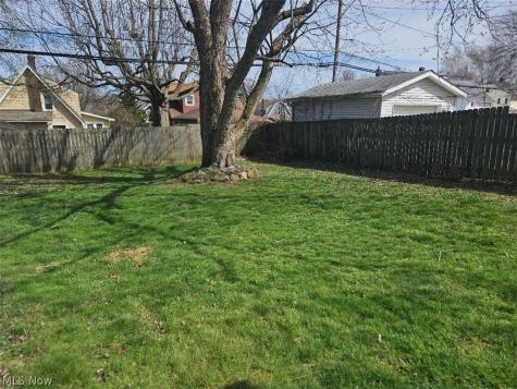 1681 Girard Street Akron OH 44301