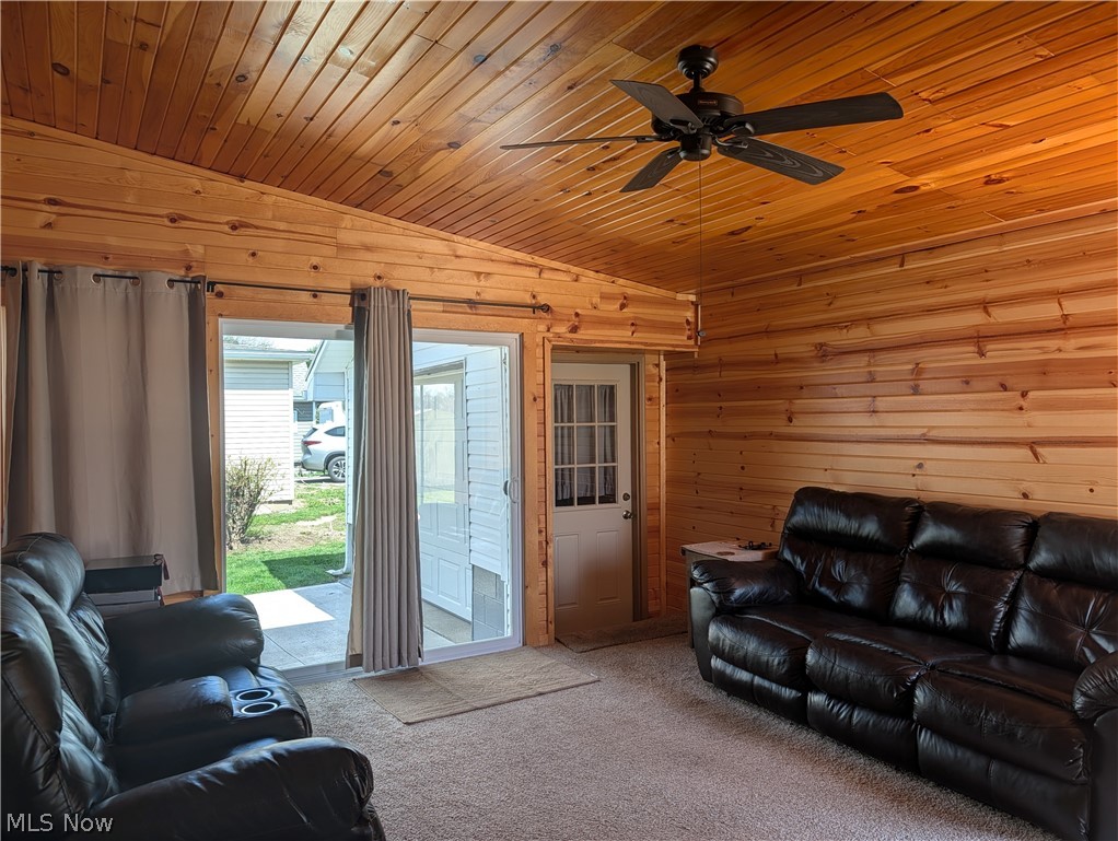 229 Church Street Hopedale OH 43976