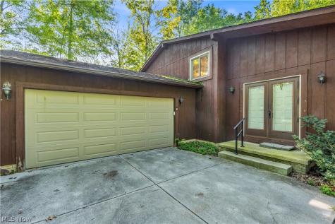 27371 Bagley Road Olmsted Twp OH 44138