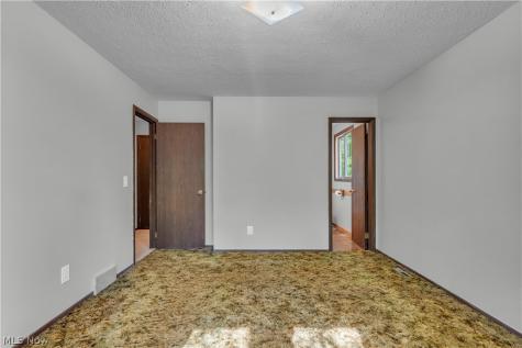 27371 Bagley Road Olmsted Twp OH 44138
